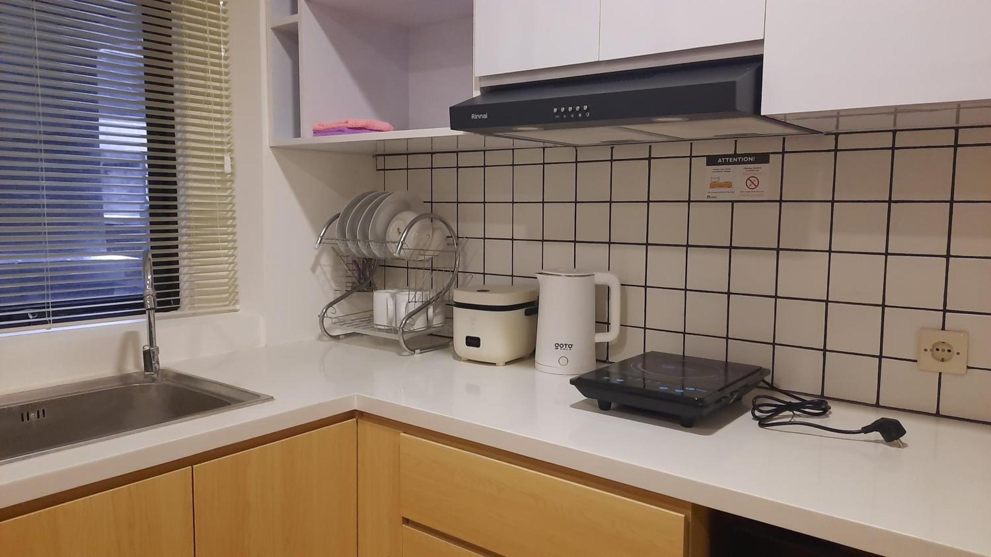 Apartemen Comfort 2br At Meikarta By Travelio